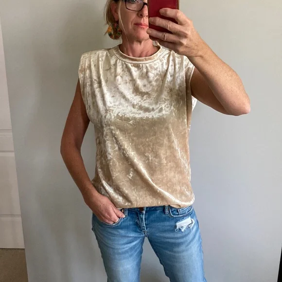 Beige Color Velvet Sleeveless Top - Picture 1 of 10